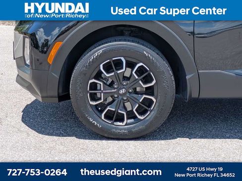 Used 2023 Hyundai Santa Cruz SEL w/ Activity Package FWD image 10