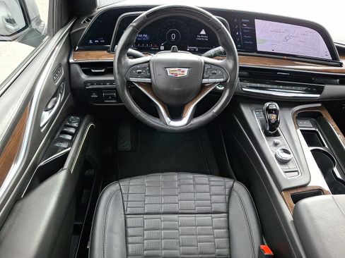 Used 2023 Cadillac Escalade Sport Platinum image 13