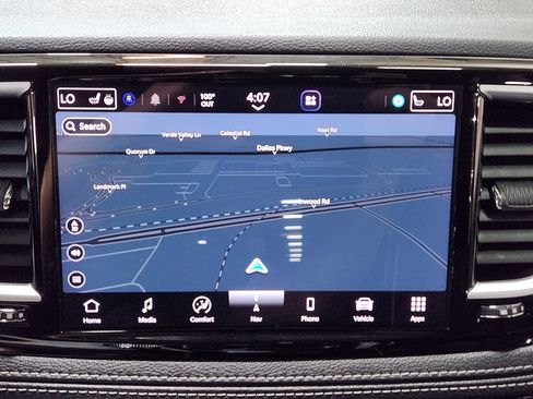 Used 2023 Chrysler Pacifica Limited w/ Uconnect Theater Family Group FWD image 37