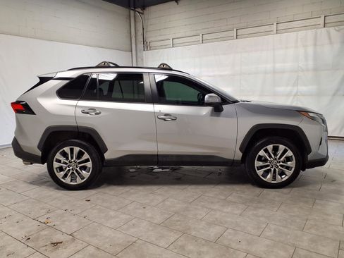 Used 2023 Toyota RAV4 Limited image 10