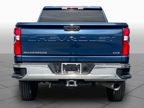 Used 2023 Chevrolet Silverado 2500 LTZ w/ Z71 Off-Road Package image 5