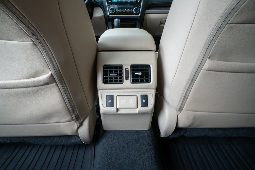 Used 2019 Subaru Outback 2.5i Limited AWD/4WD image 18