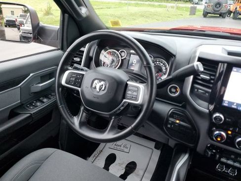 Used 2022 RAM 3500 Big Horn w/ Level 1 Equipment Group AWD/4WD image 17