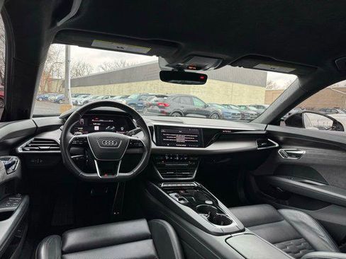Used 2023 Audi RS e-tron GT w/ Carbon Performance Package AWD/4WD image 17