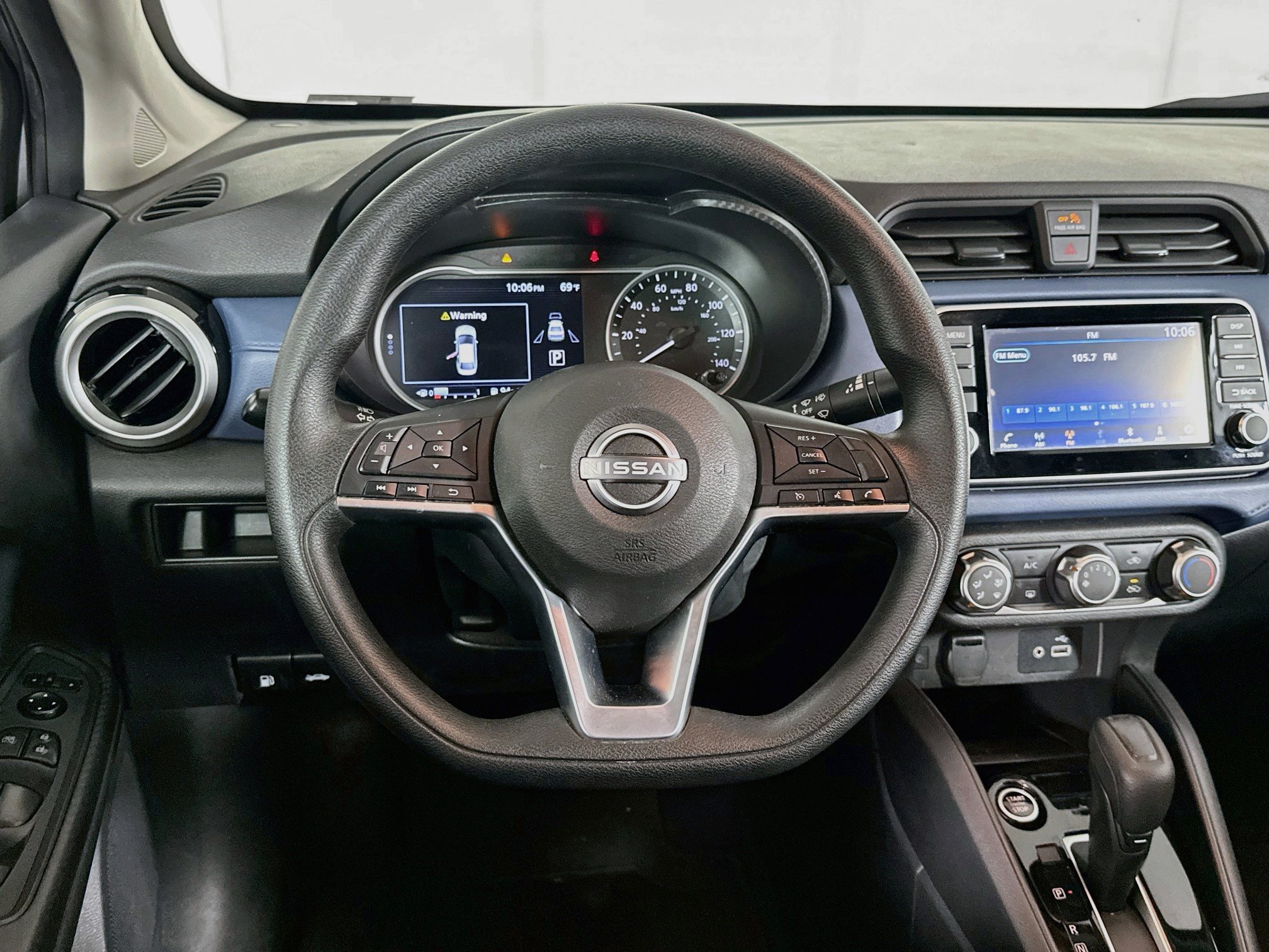 Used 2025 Nissan Versa SV FWD image 18