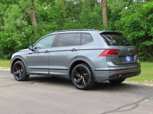 Used 2024 Volkswagen Tiguan SE R-Line AWD/4WD image 26