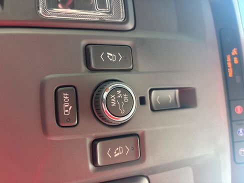 Used 2025 Chevrolet Tahoe Premier image 29