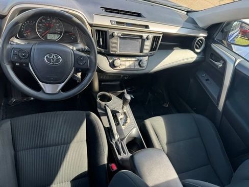 Used 2015 Toyota RAV4 XLE image 9