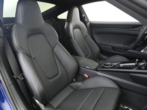 Certified 2023 Porsche 911 Carrera GTS image 20