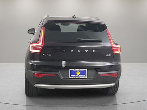 Used 2025 Volvo XC40 B5 Plus w/ Protection Package Premier AWD/4WD image 6