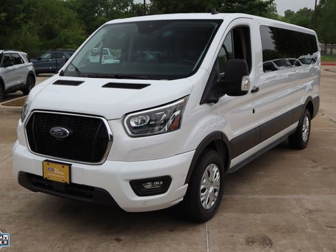 Certified 2023 Ford Transit 350 XLT RWD image 10