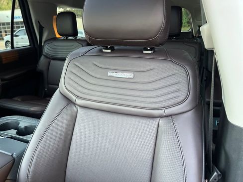 New 2025 Ford Expedition Platinum w/ Platinum Ultimate Package image 11