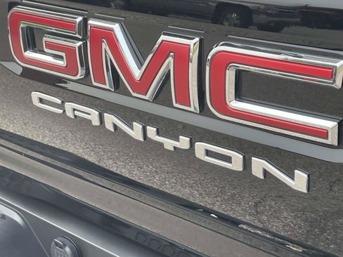 Certified 2024 GMC Canyon AT4X AWD/4WD image 11
