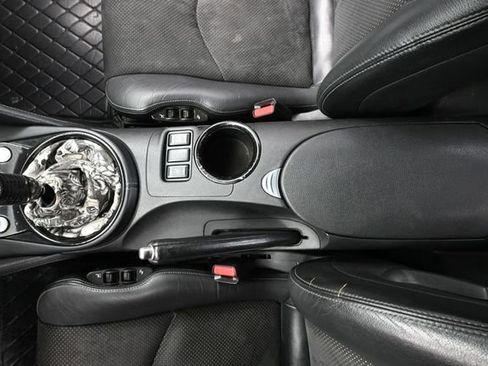 Used 2009 Nissan 370Z Touring RWD image 30