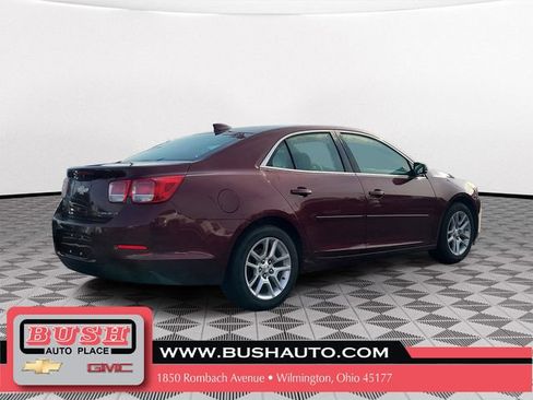 Used 2015 Chevrolet Malibu LT w/ Power Convenience Package FWD image 4