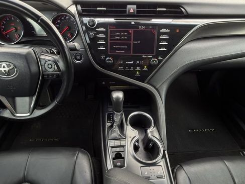 Used 2019 Toyota Camry XSE FWD image 16