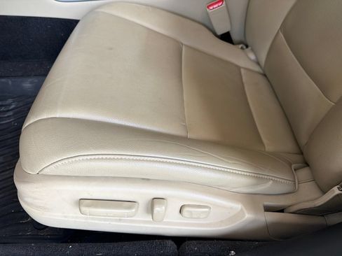 Used 2018 Acura TLX FWD image 8