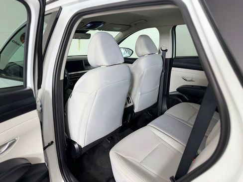 Used 2025 Hyundai Tucson SEL AWD/4WD image 14