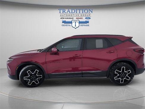 Certified 2023 Chevrolet Blazer RS w/ Driver Confidence II Package image 2