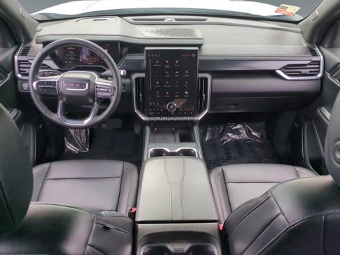 Used 2024 GMC Acadia Elevation image 10