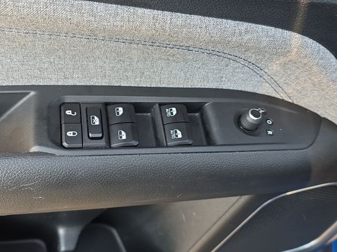 Certified 2024 Jeep Compass Latitude AWD/4WD image 25