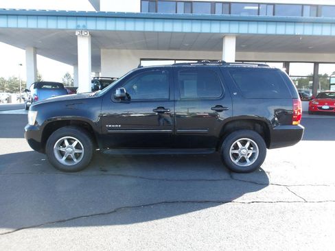 Used 2011 Chevrolet Tahoe LT AWD/4WD image 2