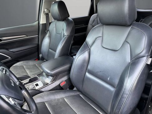 Used 2022 Kia Telluride S FWD image 14