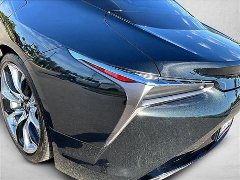 Used 2018 Lexus LC 500 Coupe w/ Touring Package RWD image 29