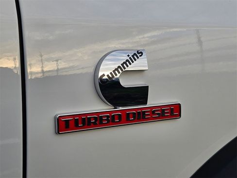 New 2024 RAM 4500 Tradesman image 31