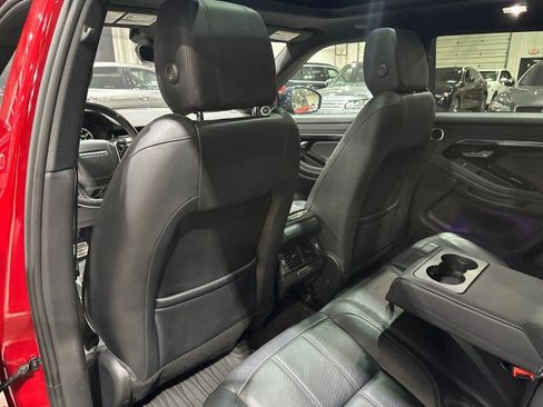 Used 2020 Land Rover Range Rover Evoque R-Dynamic S image 21