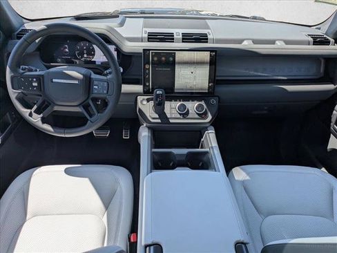 Used 2026 Land Rover Defender 110 X AWD/4WD image 18