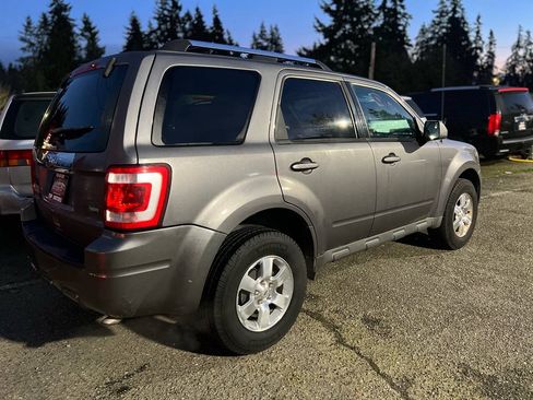Used 2010 Ford Escape Limited FWD image 5