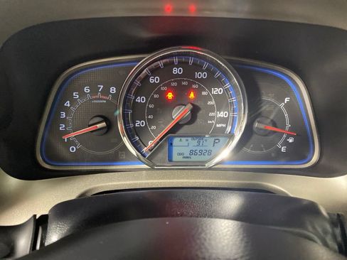 Used 2014 Toyota RAV4 Limited w/ Technology Package AWD/4WD image 18
