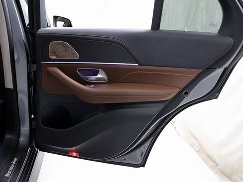 Certified 2026 Mercedes-Benz GLE 450 GLE 450 image 33