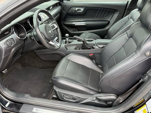 Used 2016 Ford Mustang GT Premium w/ GT Performance Package RWD image 6