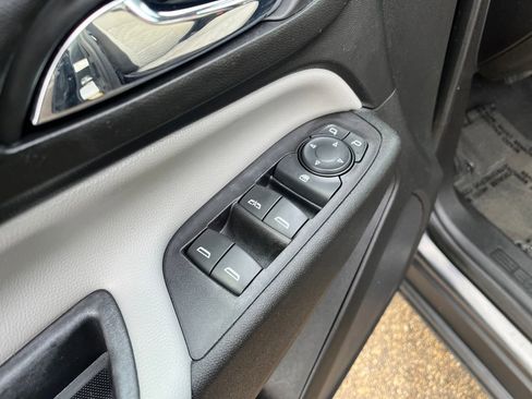 Used 2019 Chevrolet Equinox LT image 14