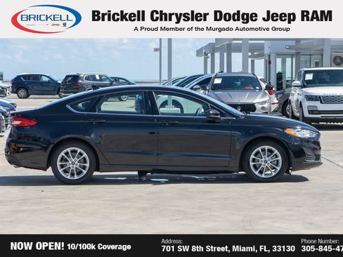 Used 2019 Ford Fusion SE image 4