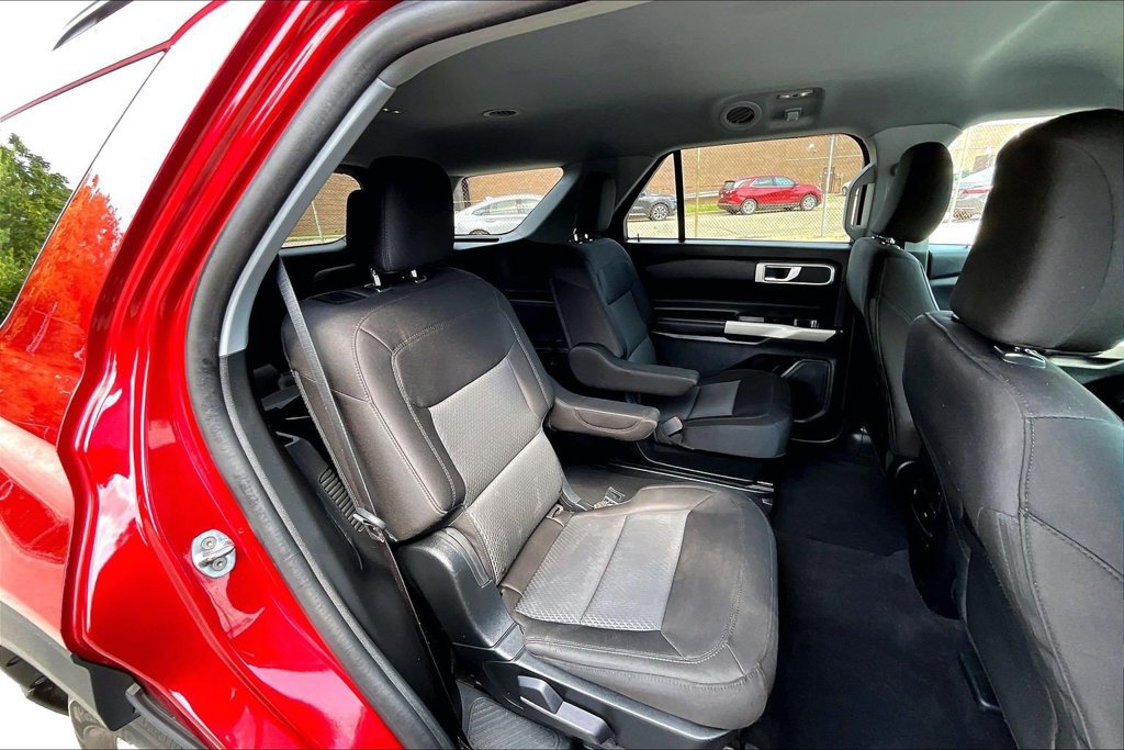 Certified 2023 Ford Explorer XLT AWD/4WD image 25