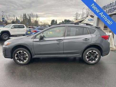 Used 2023 Subaru Crosstrek 2.0i Premium image 4