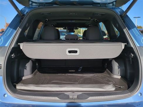 Used 2025 Subaru Forester Premium image 14