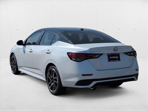 New 2025 Nissan Sentra SR w/ SR Premium Package FWD image 8