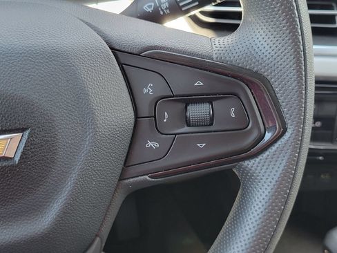 Used 2024 Chevrolet Trax LT FWD image 28