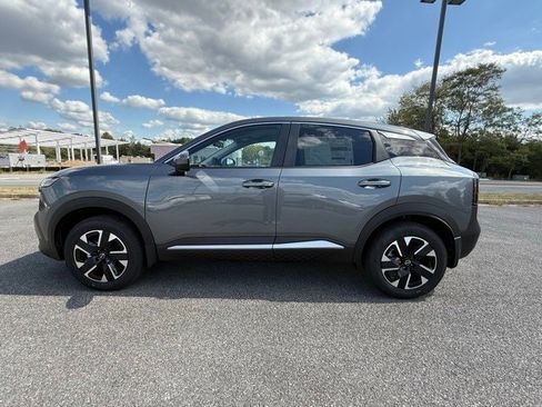 New 2025 Nissan Kicks SV image 8