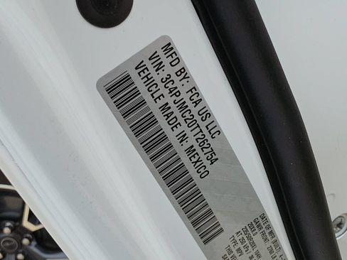 New 2026 Jeep Cherokee Overland w/ Trailer Tow Group AWD/4WD image 31