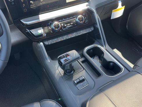 New 2026 GMC Sierra 1500 Denali AWD/4WD image 13