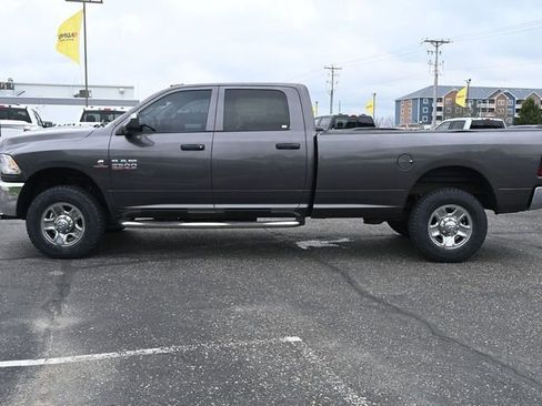 Used 2015 RAM 2500 Tradesman w/ Chrome Appearance Group image 9
