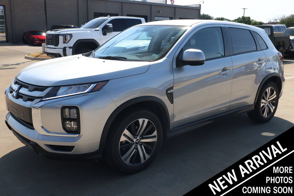 Used 2026 Mitsubishi Outlander Sport ES AWD/4WD image 1