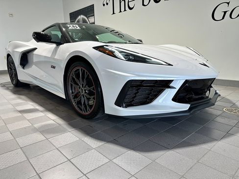 Used 2023 Chevrolet Corvette Stingray Premium Conv w/ Z51 Performance Package RWD image 1