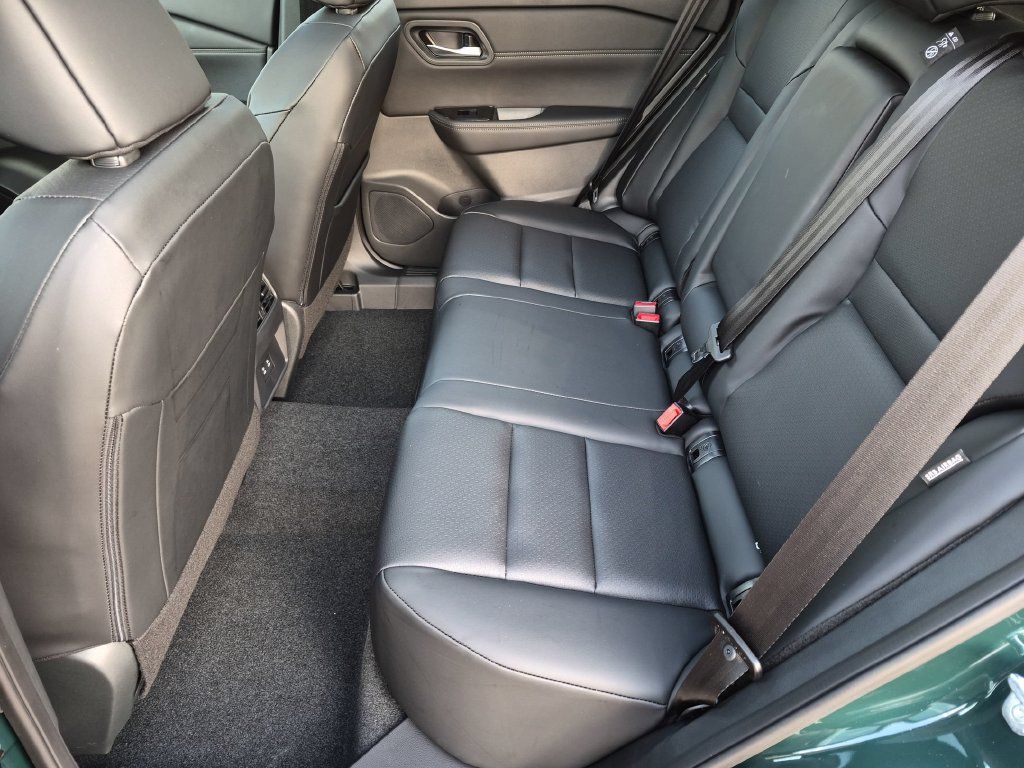 New 2026 Nissan Rogue Dark Armor FWD image 17