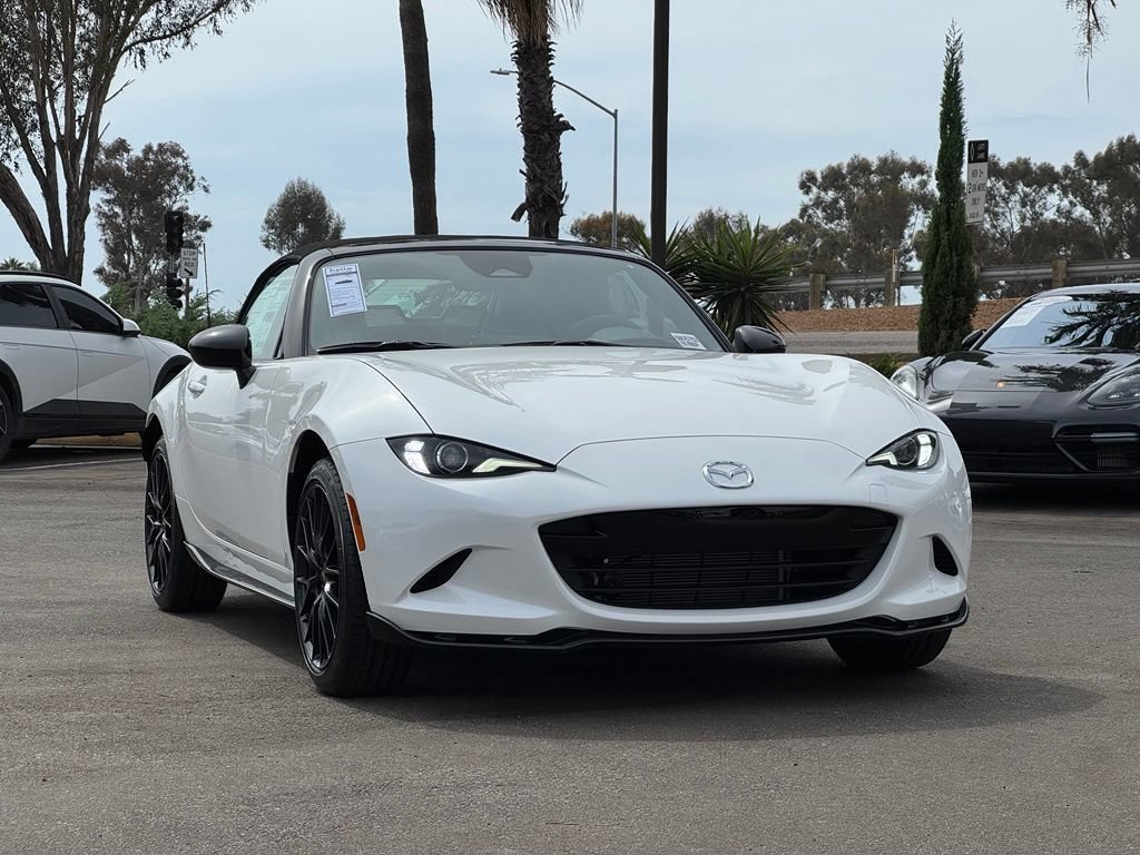 New 2026 MAZDA MX-5 Miata Club w/ Brembo/BBS/Recaro Package RWD image 2